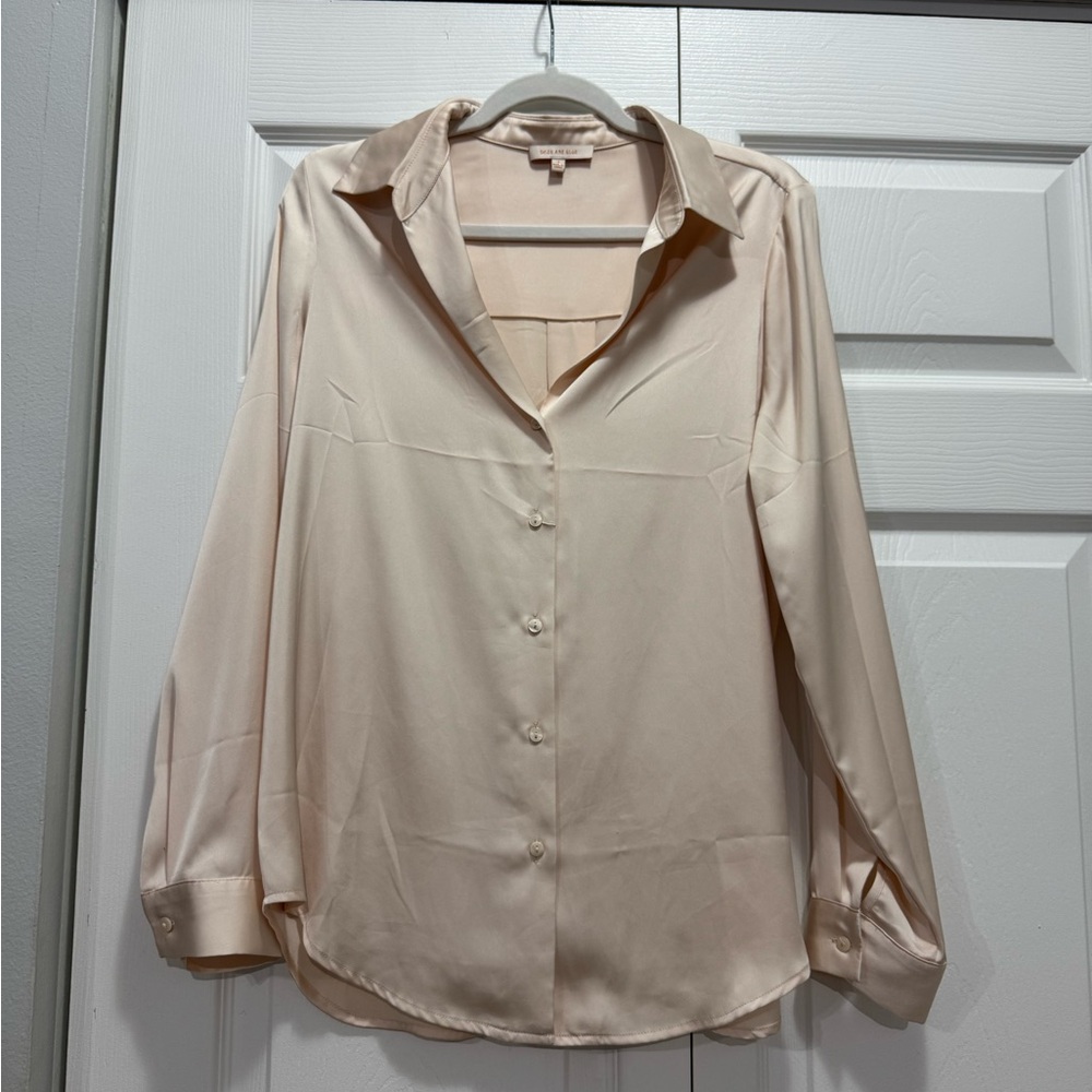 Skies Are Blue Cream Button Down Shirt Notched Collar Relaxed Fit